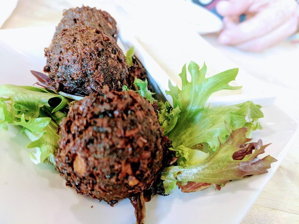 MEZE 119 | restaurant | 119 2nd St N, St. Petersburg, FL 33701, USA | 7274988627 OR +1 727-498-8627