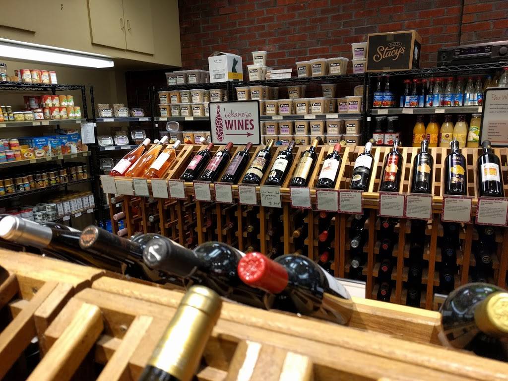 Lebanese Taverna | meal takeaway | 4400 Old Dominion Dr, Arlington, VA 22207, USA | 7032768681 OR +1 703-276-8681