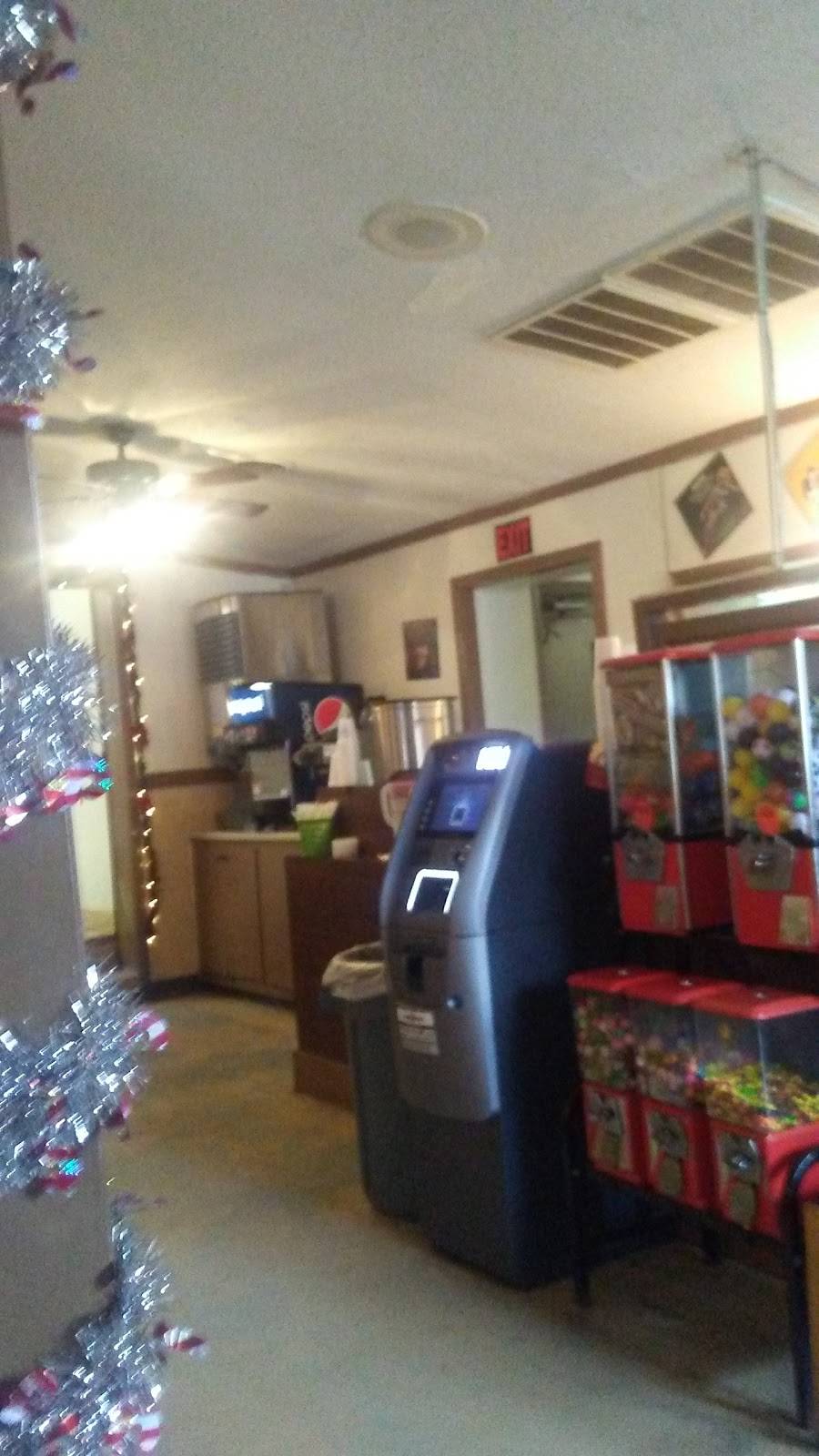 Chriss | restaurant | 3453 NC-87, Graham, NC 27253, USA | 3363763700 OR +1 336-376-3700