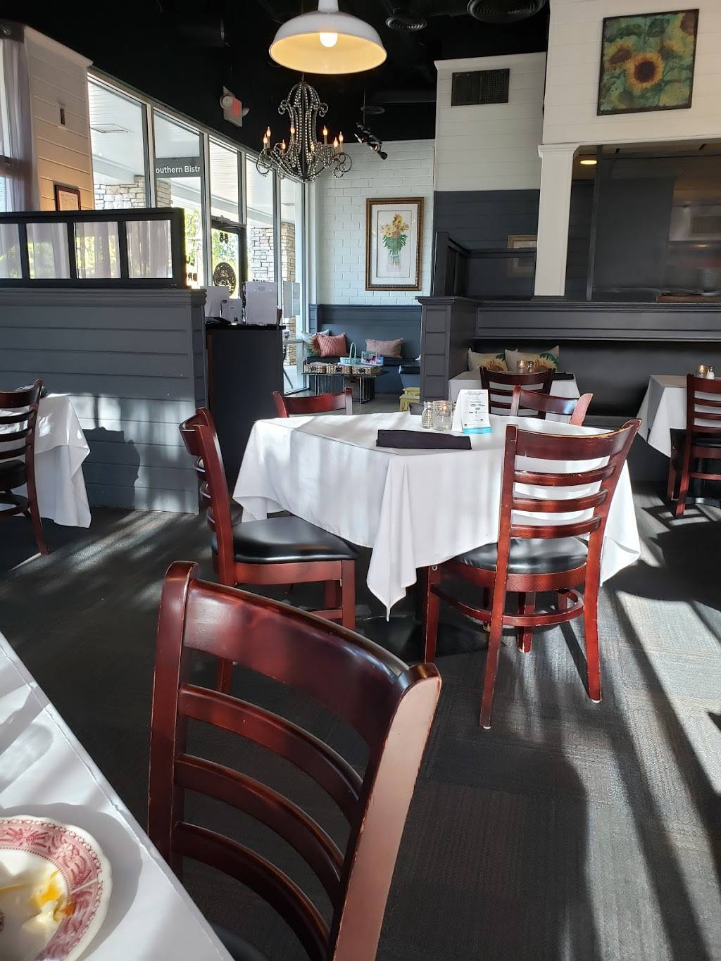 Southern Bistro | restaurant | 4920 Roswell Rd, Atlanta, GA 30342, USA | 4047058444 OR +1 404-705-8444