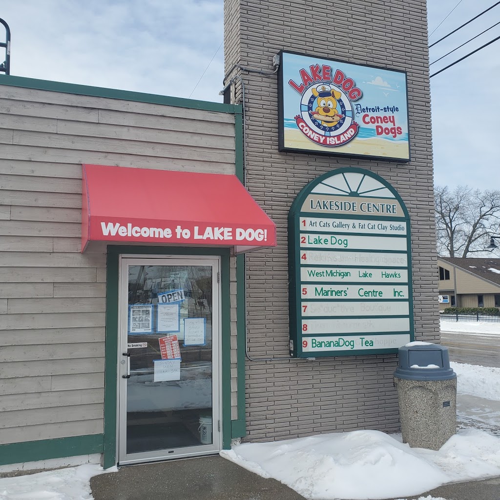 Lake Dog Coney Island | restaurant | 1845 Lakeshore Dr, Muskegon, MI 49441, USA | 2315636656 OR +1 231-563-6656
