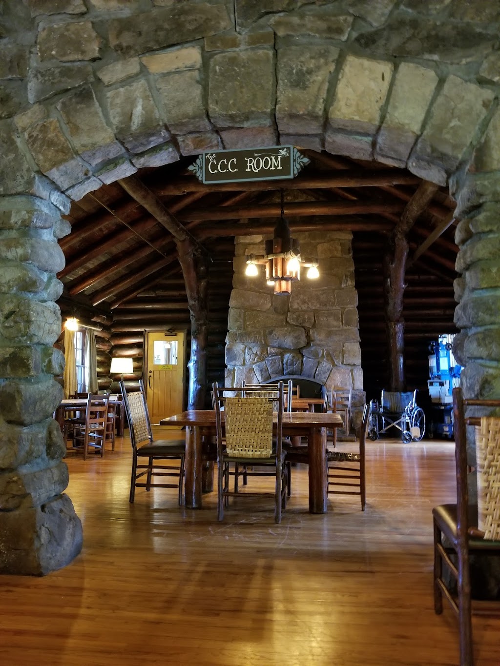 Mather Lodge Restaurant | restaurant | Mather Lodge, 1069 Petit Jean Mountain Rd, Morrilton, AR 72110, USA | 5017275604 OR +1 501-727-5604