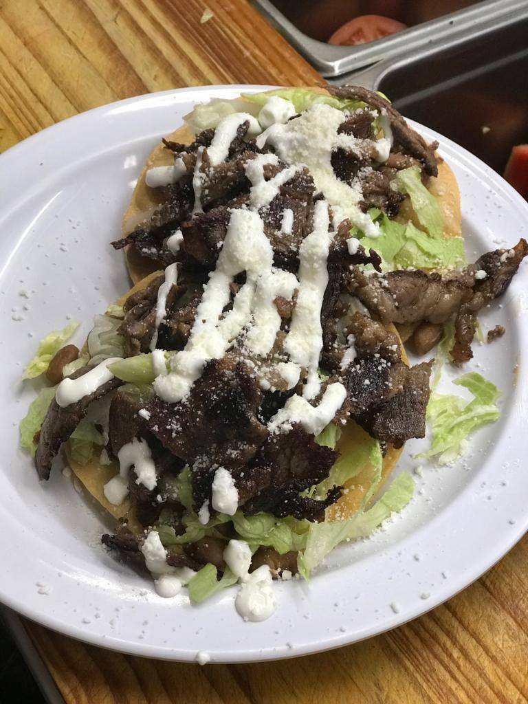 Sanchez Deli and Fruit Store | restaurant | 816 Broadway, Brooklyn, NY 11206, USA | 3472407836 OR +1 347-240-7836