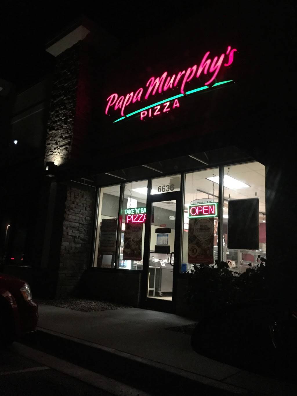 Papa Murphys | Take N Bake Pizza | meal takeaway | 6636 Monticello Rd, Shawnee, KS 66226, USA | 9134229100 OR +1 913-422-9100