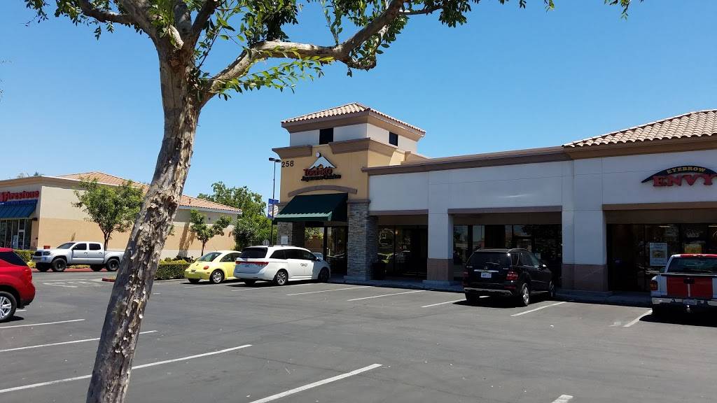 Toshiko Japanese Cuisine | restaurant | 258 N 12th Ave #105, Hanford, CA 93230, USA | 5595843434 OR +1 559-584-3434