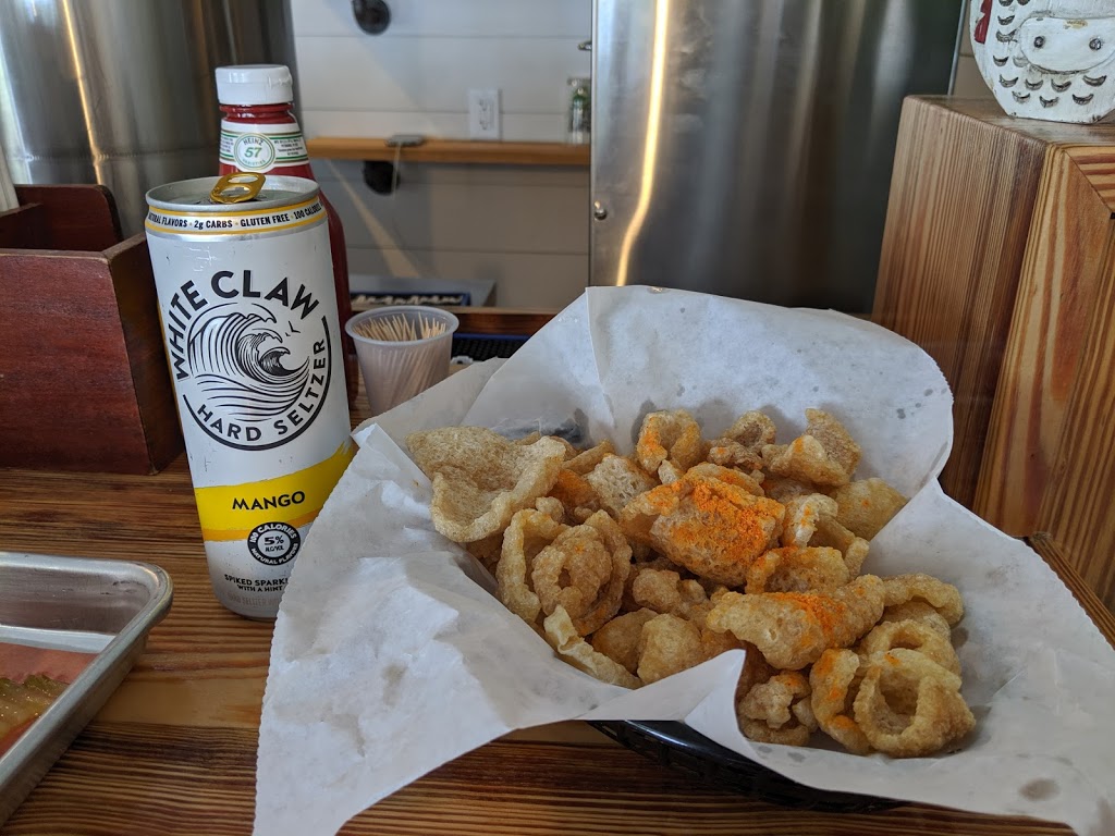 Q’s Chicken Schack | restaurant | 40 Sea Island Pkwy, Beaufort, SC 29907, USA | 8433797757 OR +1 843-379-7757