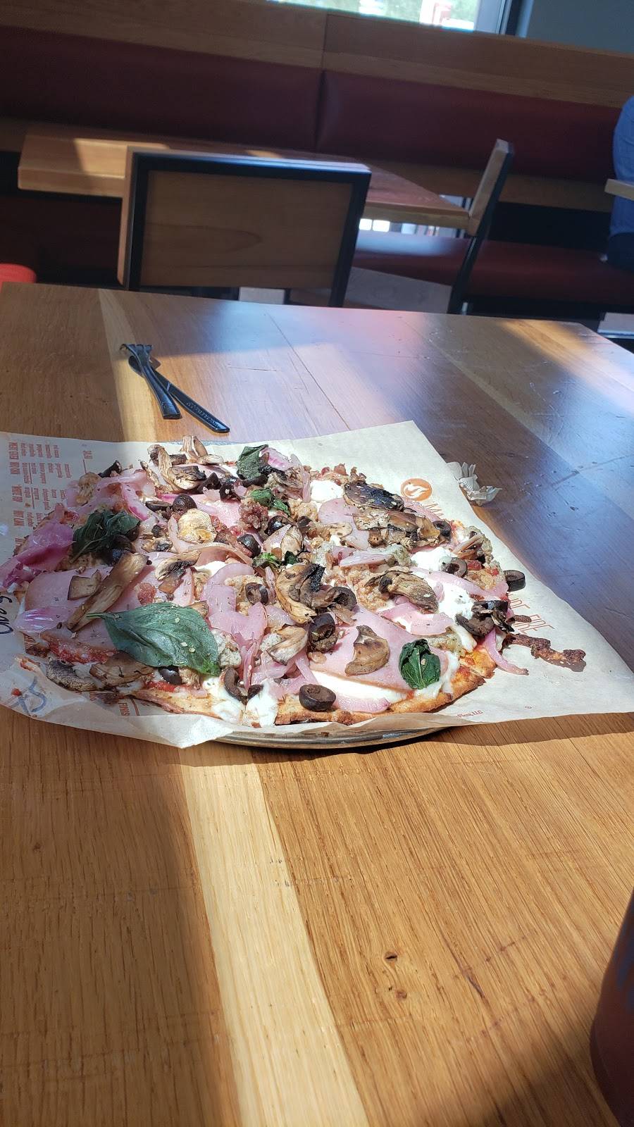 Blaze Pizza | restaurant | 16201 N Scottsdale Rd Ste. 105, Scottsdale, AZ 85254, USA | 4807457875 OR +1 480-745-7875