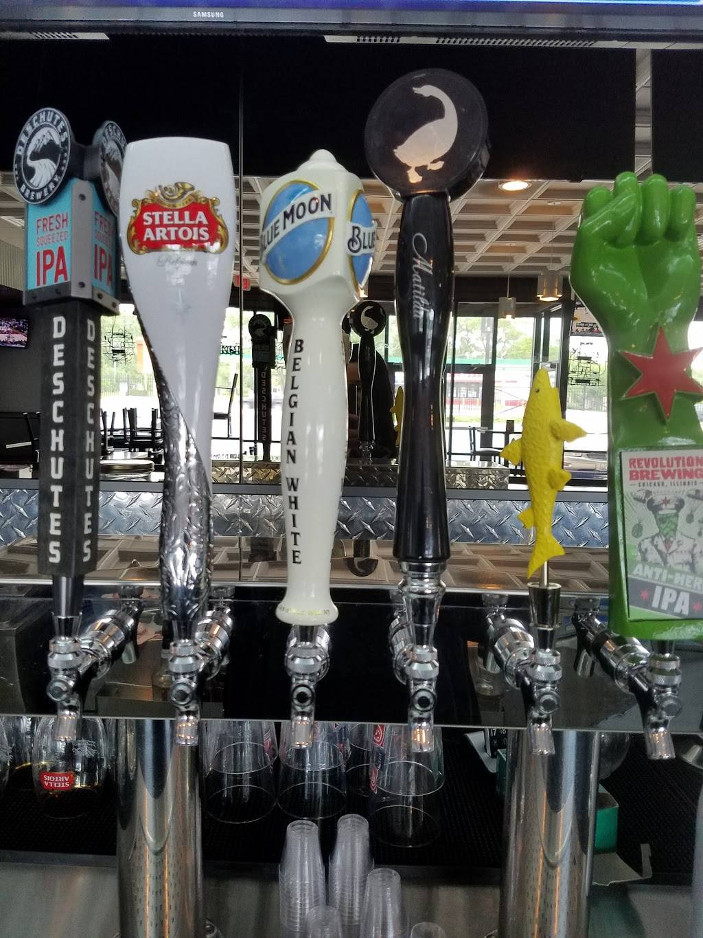 The Entrance | restaurant | 15101 Dixie Hwy, Harvey, IL 60426, USA | 7085664356 OR +1 708-566-4356