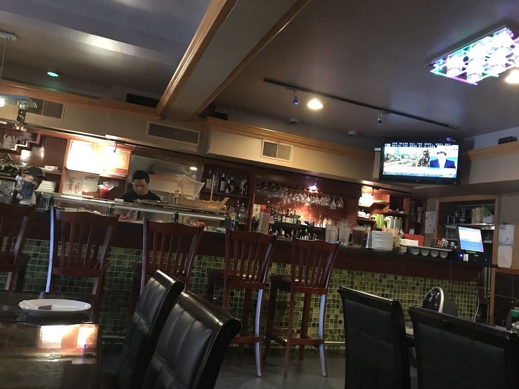 Young Chow | restaurant | Washington, DC, USA | 2025443030 OR +1 202-544-3030