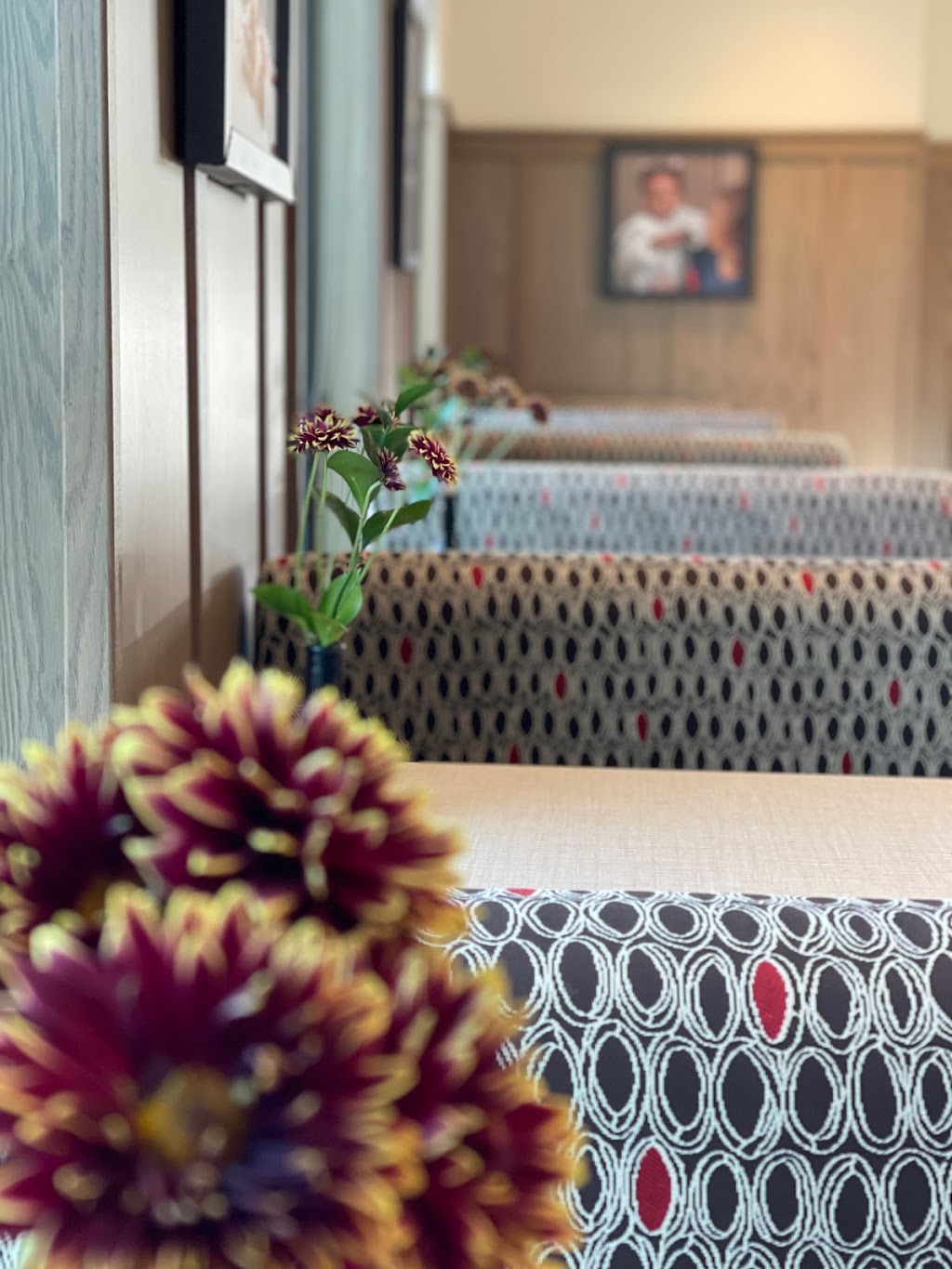 Chick-fil-A | restaurant | 1359 Locke Dr, Bradley, IL 60915, USA | 8155927550 OR +1 815-592-7550