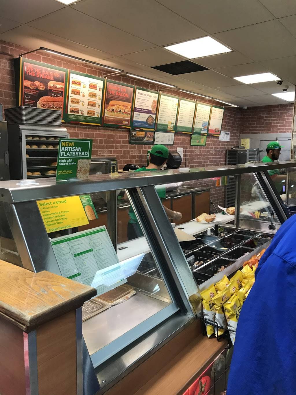 Subway Restaurants | restaurant | 10904 Scarsdale Blvd Suite 180 Scarsdale Village SC, Houston, TX 77089, USA | 2814847223 OR +1 281-484-7223