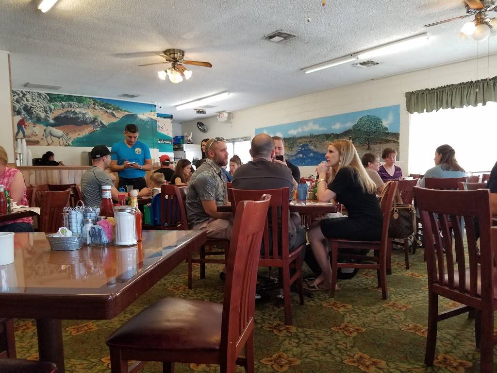 Marys Gold Miner Café | cafe | 426 E Bidwell St, Folsom, CA 95630, USA | 9169844181 OR +1 916-984-4181