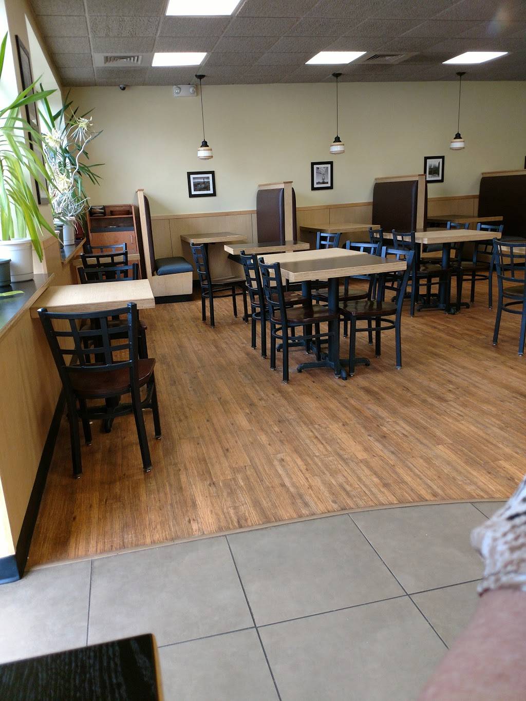 DAngelo Grilled Sandwiches | restaurant | 695 Southbridge St, Auburn, MA 01501, USA | 5088325698 OR +1 508-832-5698