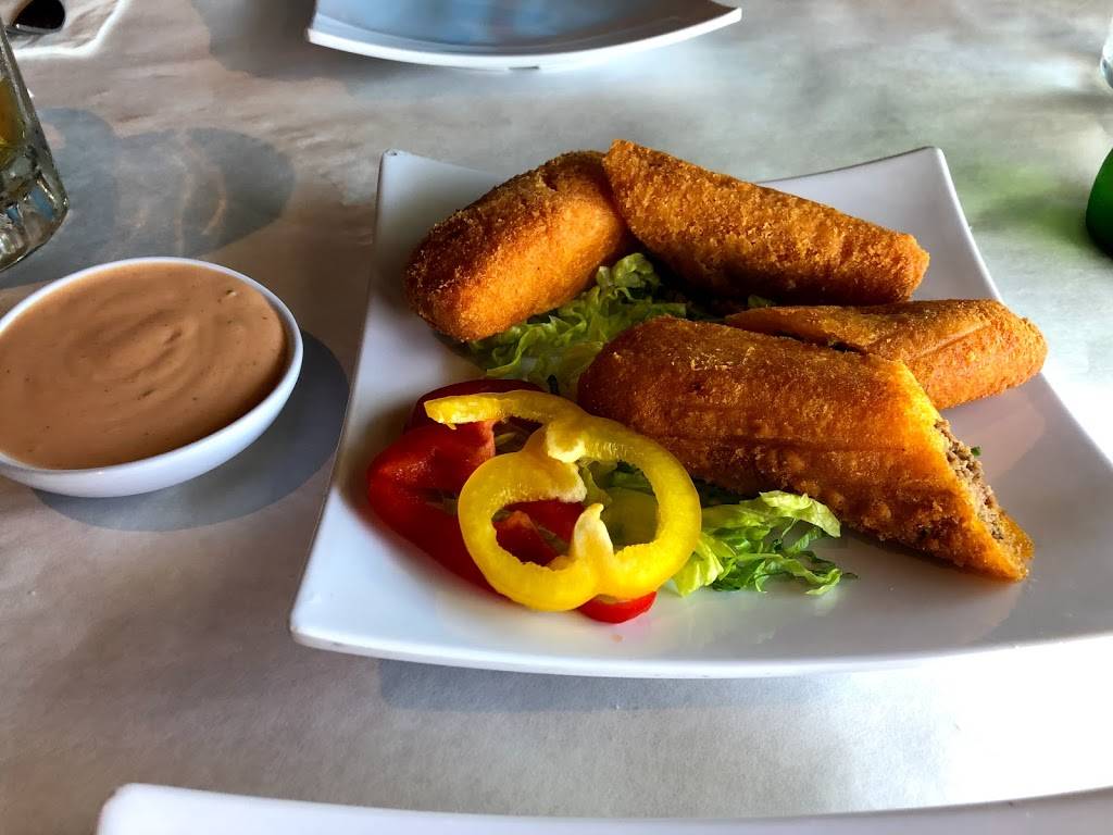 Pekaditos Mi Viejo San Juan | restaurant | 11980 SW 8th St, Miami, FL 33184, USA | 3052202221 OR +1 305-220-2221