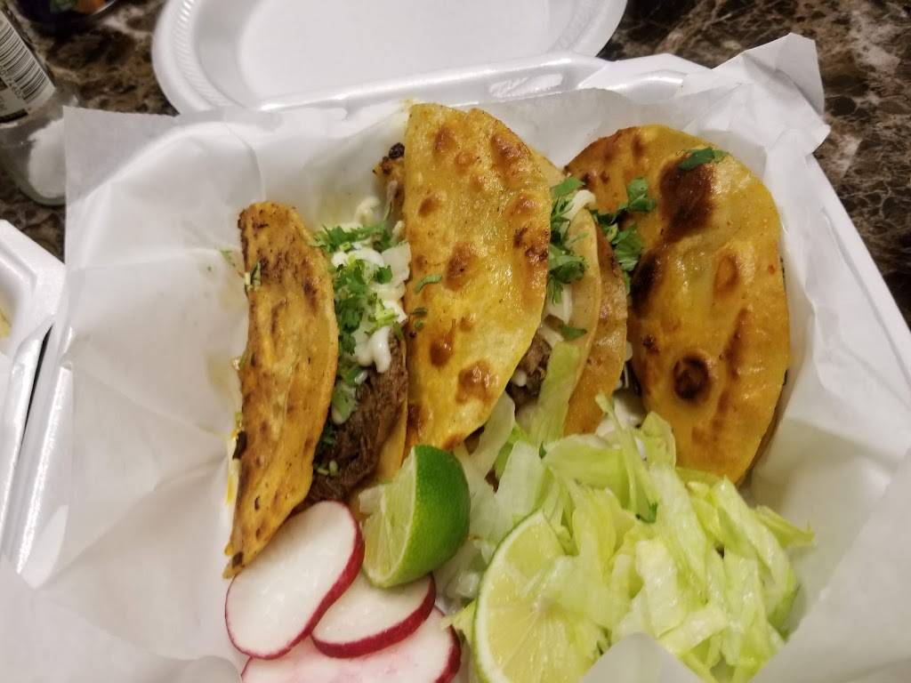 Las Hijas de La Chilanga | restaurant | 2755 W 72nd Ave, Westminster, CO 80030, USA | 3033799360 OR +1 303-379-9360