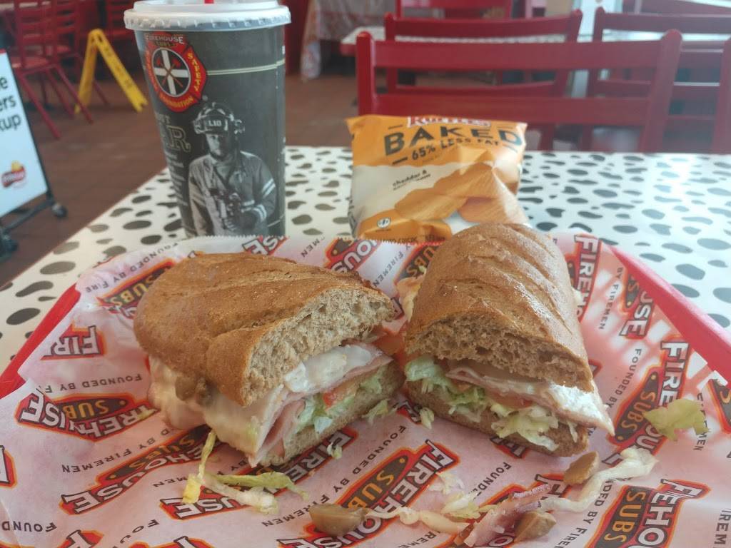 Firehouse Subs | meal delivery | 5832 Highland Rd, Waterford Twp, MI 48327, USA | 2486187777 OR +1 248-618-7777