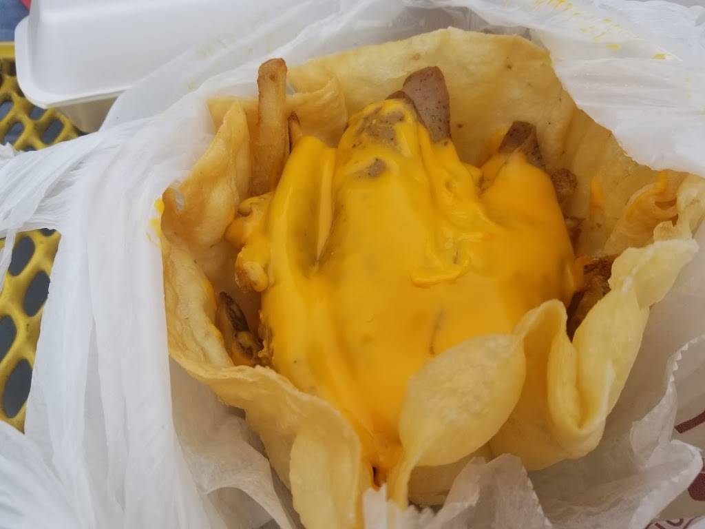 Susies Drive-Thru (CASH ONLY) | restaurant | 4126 W Montrose Ave, Chicago, IL 60641, USA | 7732836544 OR +1 773-283-6544