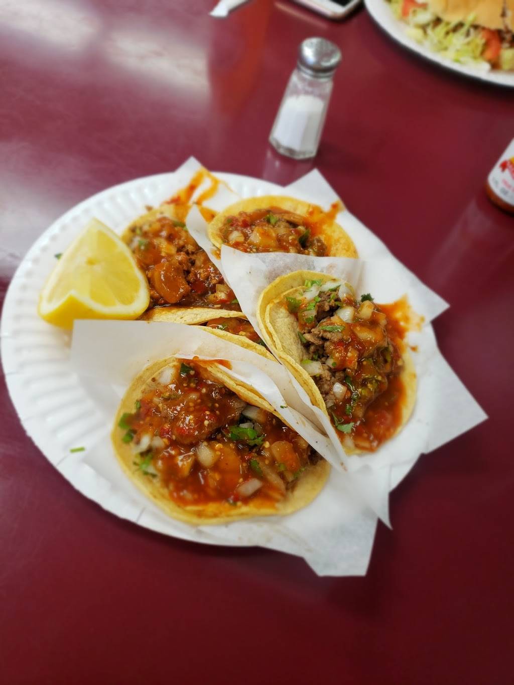 Tacos DF | restaurant | 636 S C St, Oxnard, CA 93030, USA | 8054878480 OR +1 805-487-8480