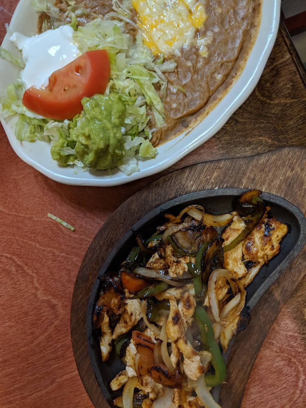 El Gran Puerto | restaurant | 2745, 62 Draft Ave, Stuarts Draft, VA 24477, USA | 5403240101 OR +1 540-324-0101