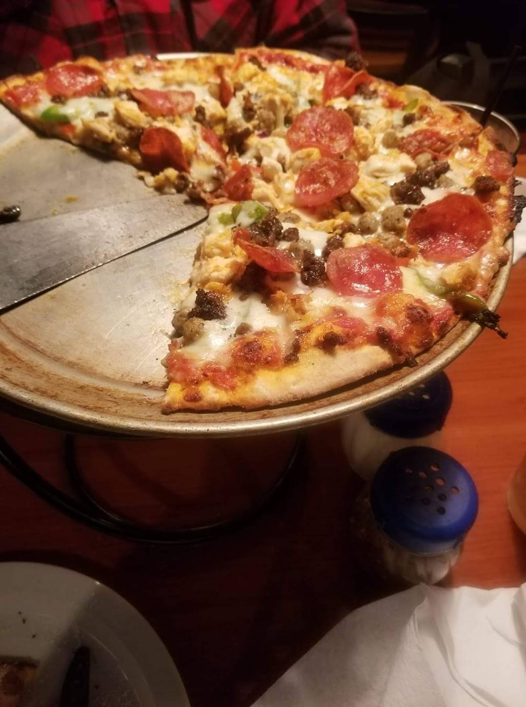 SkiMos Restaurant and Bar | restaurant | 1166 N Houston Levee Rd #107, Cordova, TN 38018, USA | 9017565055 OR +1 901-756-5055