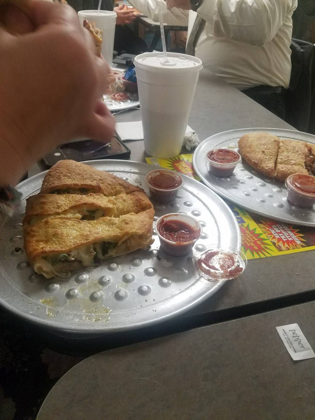 Fat Boys Pizza | restaurant | 2546 NW Fort Sill Blvd, Lawton, OK 73507, USA | 5802500000 OR +1 580-250-0000