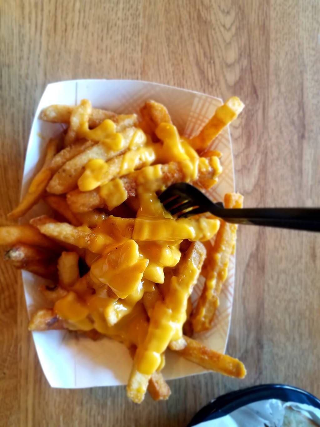 Macs Philly Steaks | restaurant | 76 S Main St, Canandaigua, NY 14424, USA | 5853947080 OR +1 585-394-7080