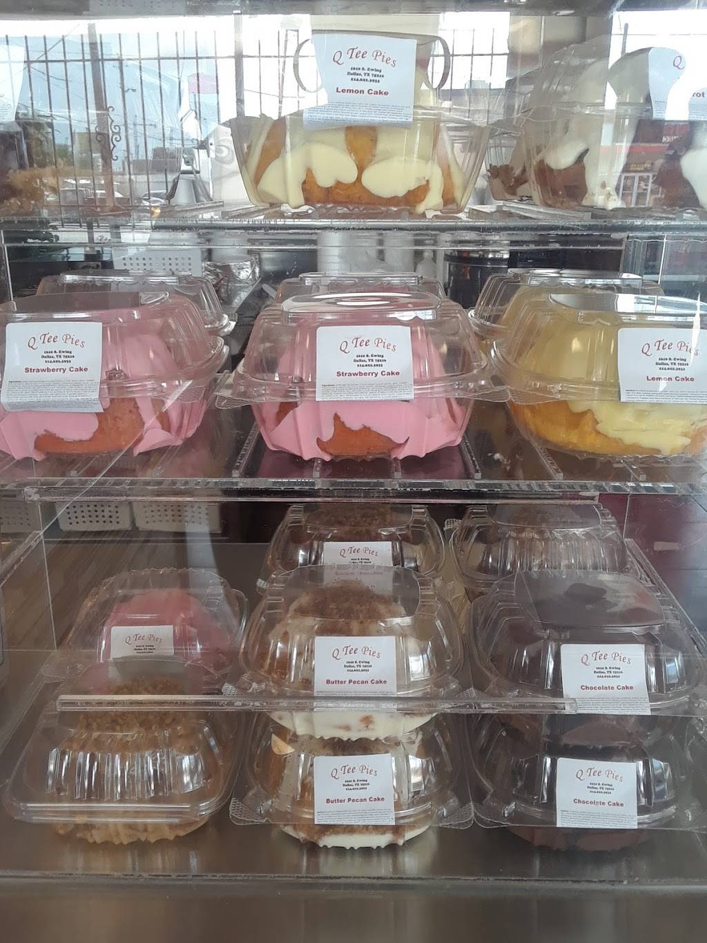 Louisiana Famous Fried Chicken | restaurant | 124 S Carroll Ave, Dallas, TX 75226, USA | 2148215930 OR +1 214-821-5930