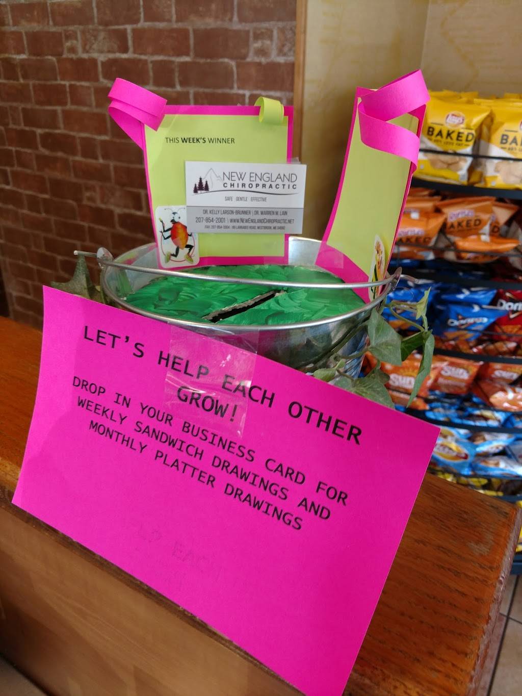 Subway Restaurants | restaurant | 615 Main St, Westbrook, ME 04092, USA | 2078543287 OR +1 207-854-3287