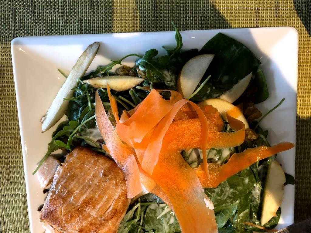 McCoys Bar & Grill | restaurant | 9300 Jeff Fuqua Blvd, Orlando, FL 32827, USA | 4078251234 OR +1 407-825-1234