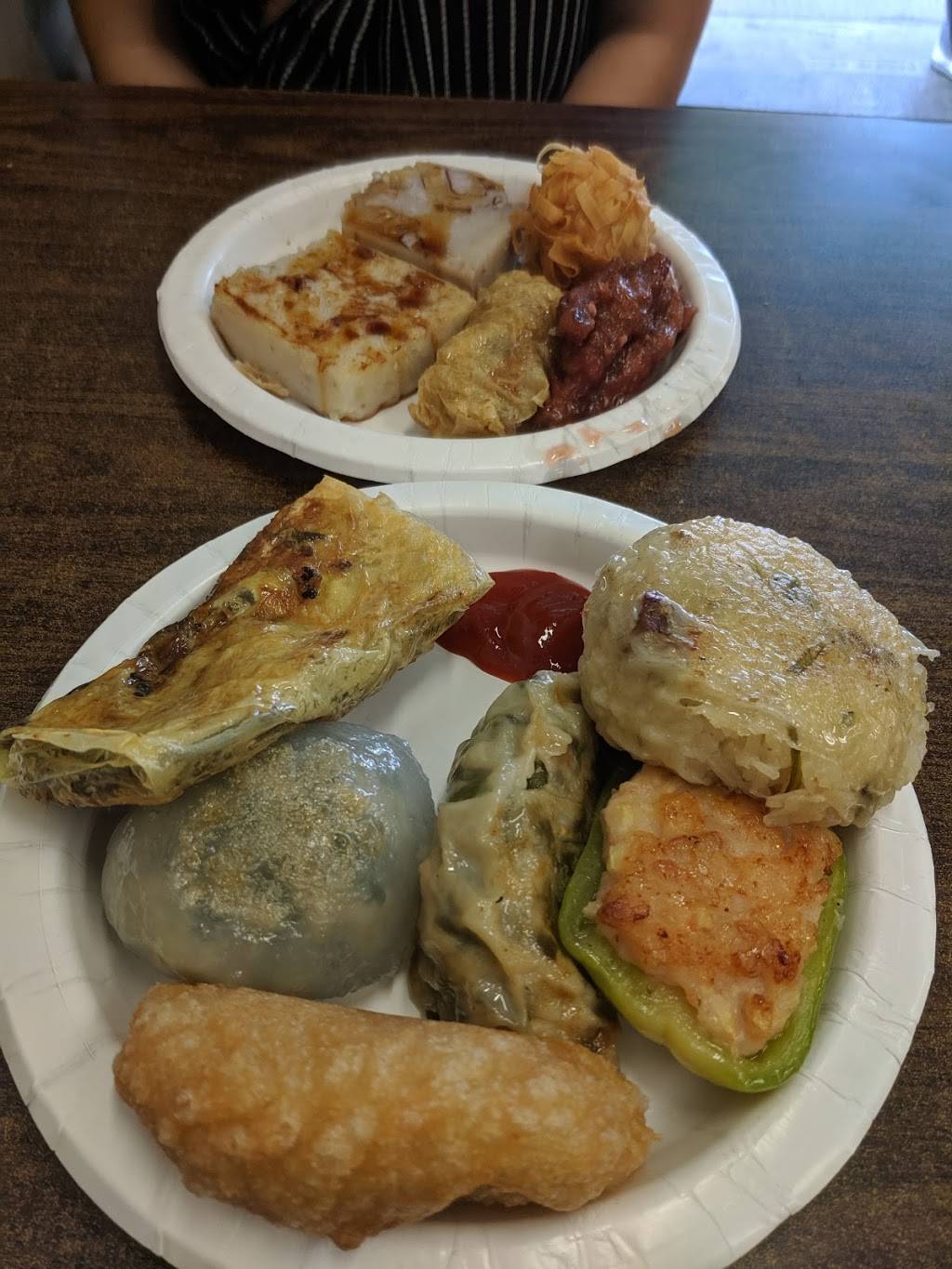 Yummy Dim Sum | restaurant | 307 10th St, Oakland, CA 94607, USA | 5108933388 OR +1 510-893-3388