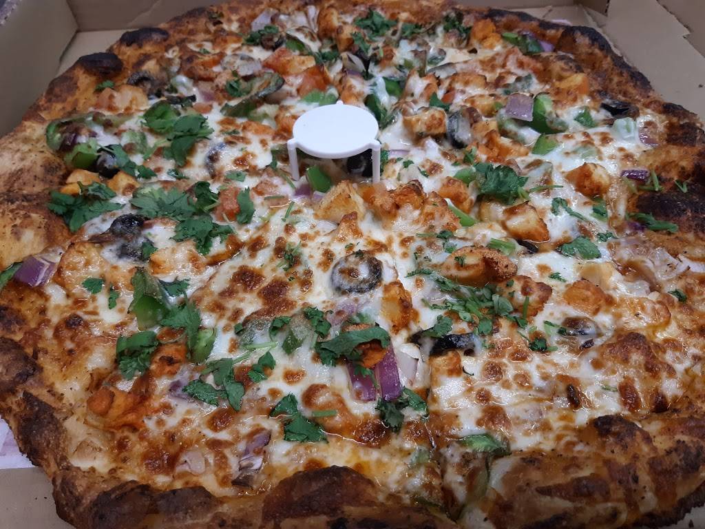 Indian Fusion Pizza | restaurant | 9240 Magnolia Ave, Riverside, CA 92503, USA | 9519778106 OR +1 951-977-8106