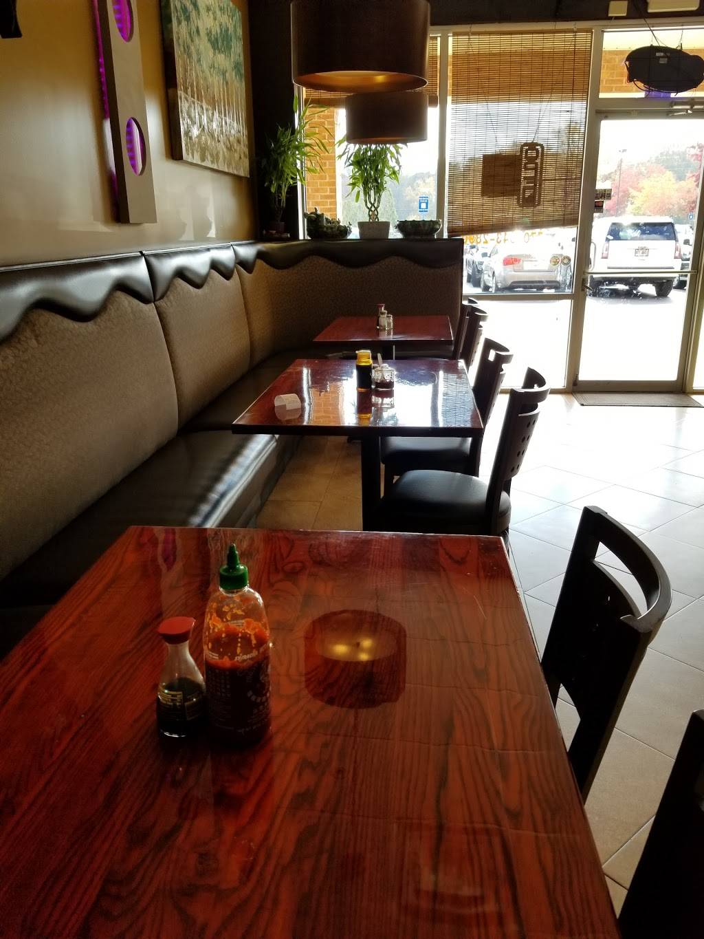 Long River Chinese Cuisine | restaurant | 4150 Macland Rd # 220, Powder Springs, GA 30127, USA | 7709433887 OR +1 770-943-3887