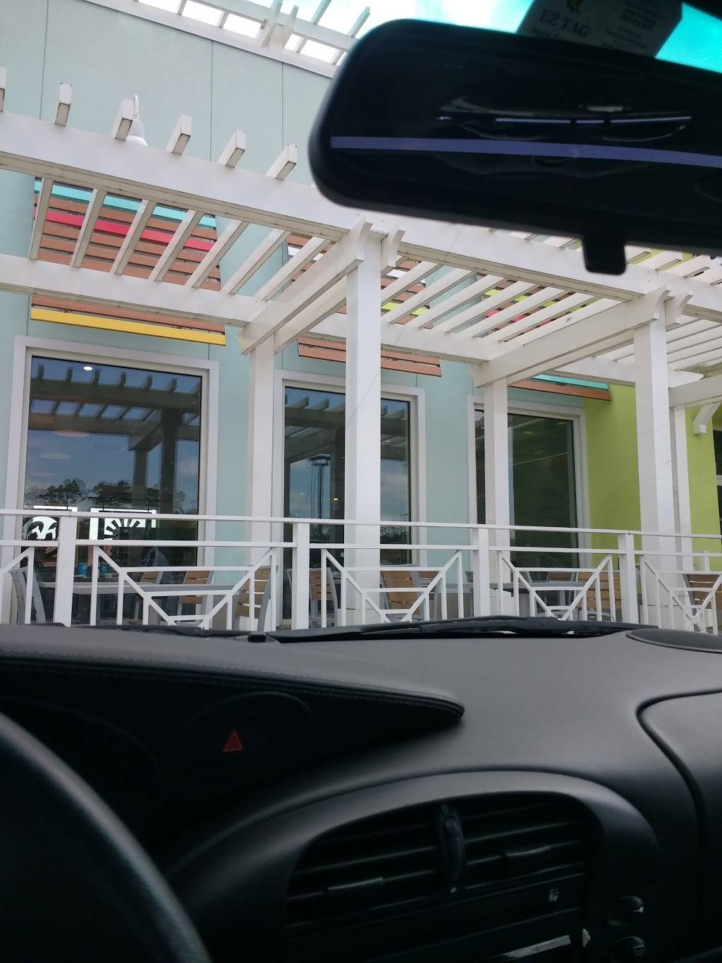 Pollo Tropical | restaurant | 21441 Tomball Pkwy, Houston, TX 77070, USA | 2812574811 OR +1 281-257-4811