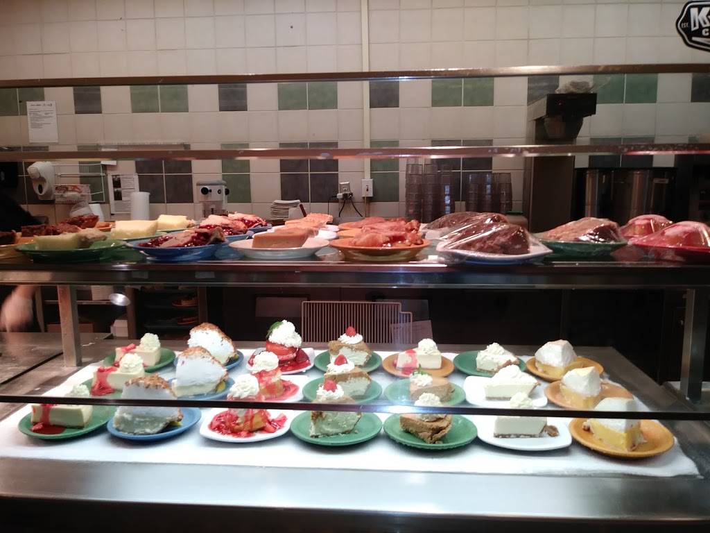 Lubys | restaurant | 6221 E Mockingbird Ln, Dallas, TX 75214, USA | 2148264400 OR +1 214-826-4400