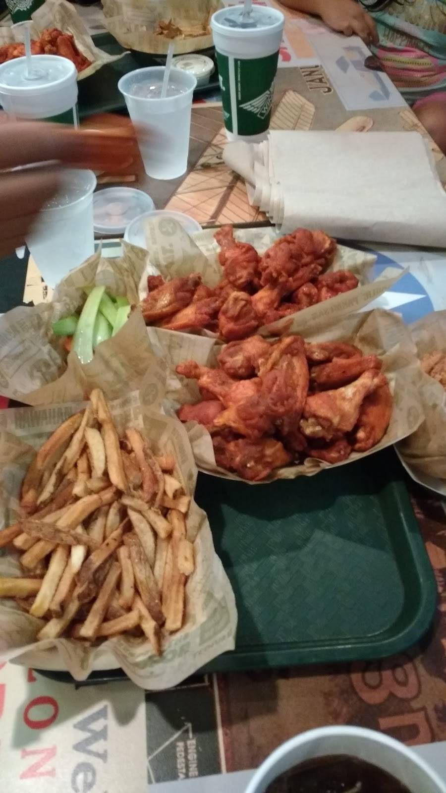 Wingstop | restaurant | 9234 N 1604 W, Ste 101, San Antonio, TX 78250, USA | 2106847000 OR +1 210-684-7000