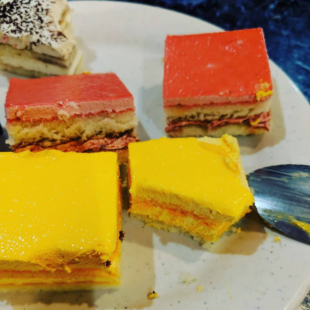 China Buffet | restaurant | 4394 Eastgate Square Dr, Cincinnati, OH 45245, USA | 5139437555 OR +1 513-943-7555