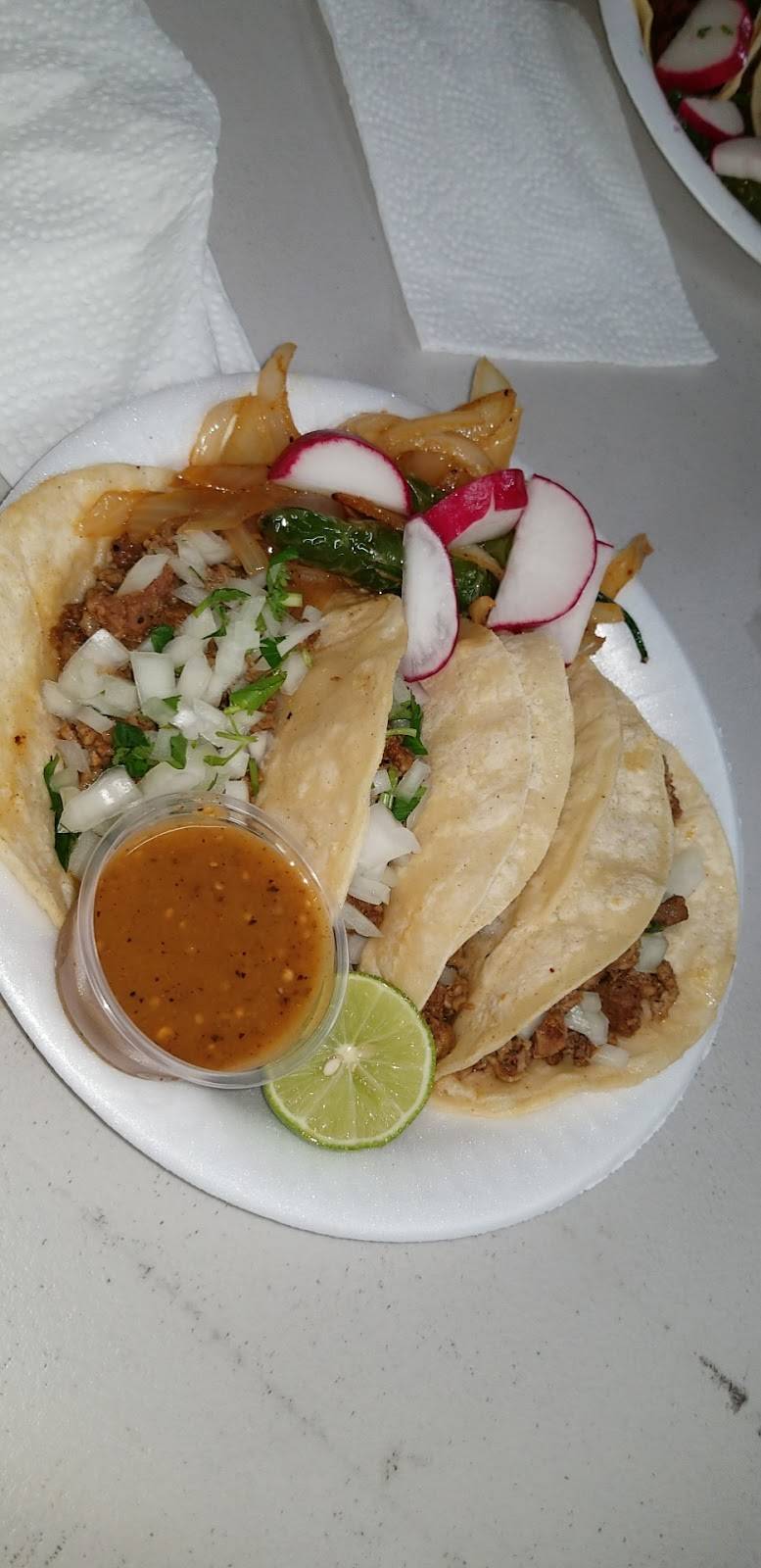 El Bigo Taco | restaurant | 420 E Southern Ave #107, Mesa, AZ 85204, United States | 6024693154 OR +1 602-469-3154