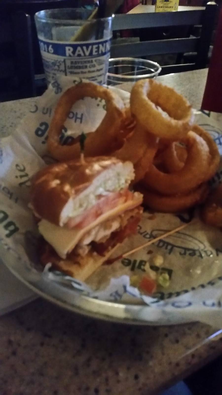 Ravenna Pub | restaurant | 12438 Stafford St, Ravenna, MI 49451, USA | 2318536945 OR +1 231-853-6945