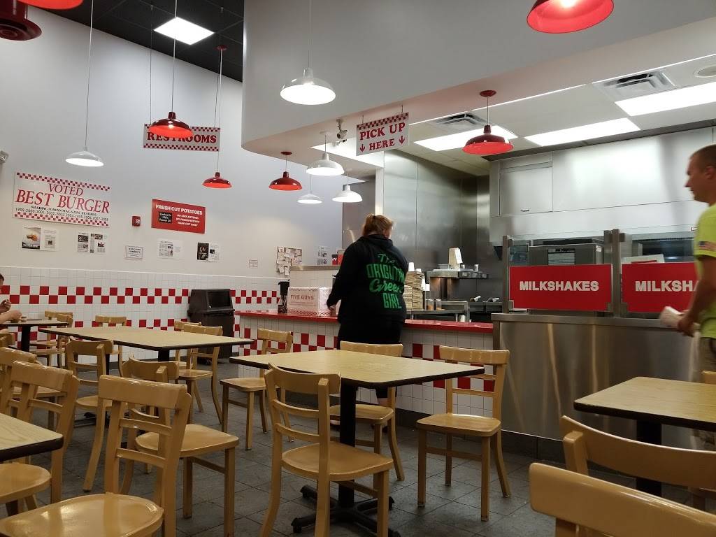 Five Guys | meal takeaway | 1207 Washington St, Hanover, MA 02339, USA | 7818296770 OR +1 781-829-6770