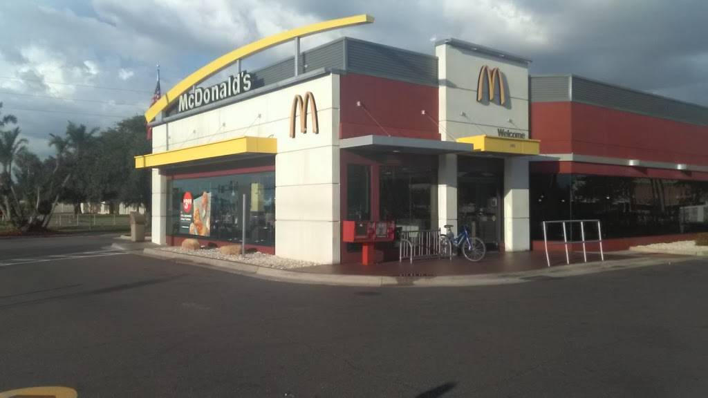 McDonalds | cafe | 1002 S 78th St, Tampa, FL 33619, USA | 8136213326 OR +1 813-621-3326