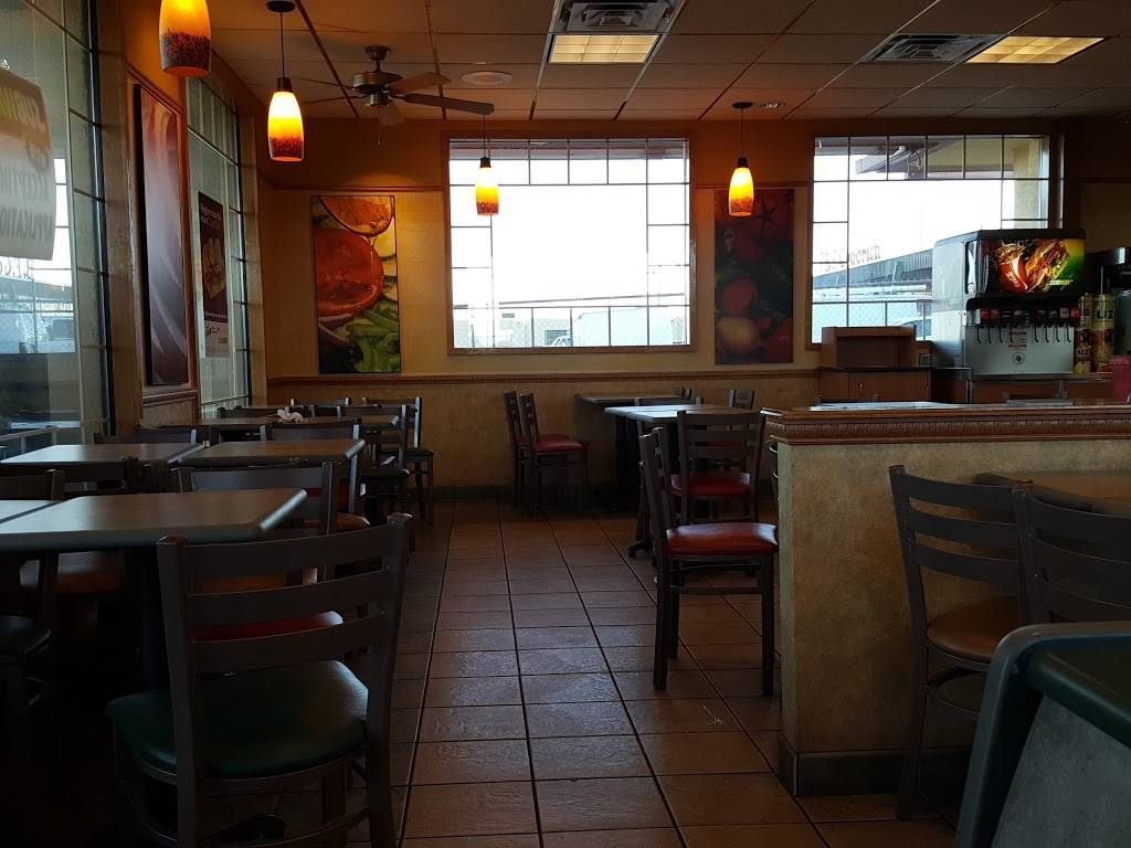Subway | restaurant | 5415 Dyer St, El Paso, TX 79904, USA | 9155640593 OR +1 915-564-0593