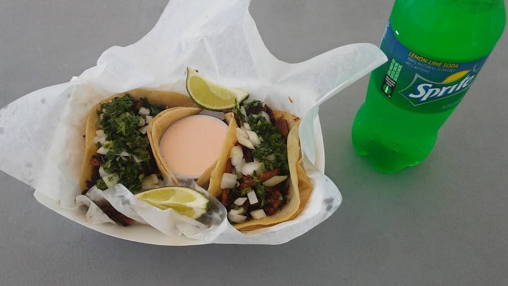 Rockin Pig Saloon Rogers | restaurant | 2407 W Hudson Rd, Rogers, AR 72756, USA | 4796338111 OR +1 479-633-8111