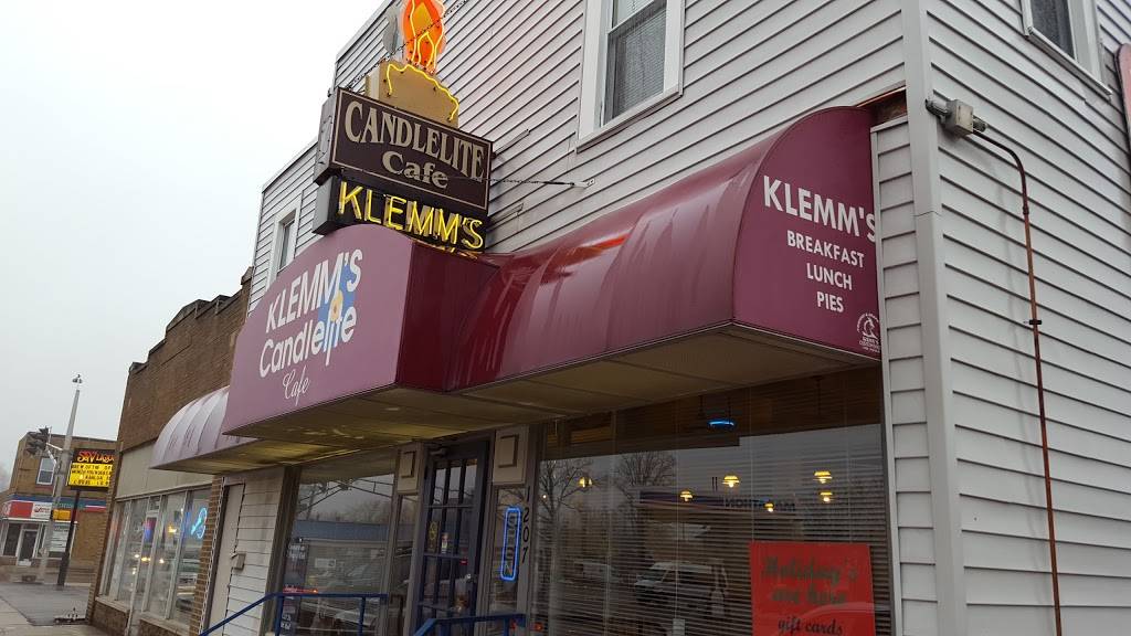 Klemms Candlelight Cafe | restaurant | 1207 E State Blvd, Fort Wayne, IN 46805, USA | 2604716828 OR +1 260-471-6828