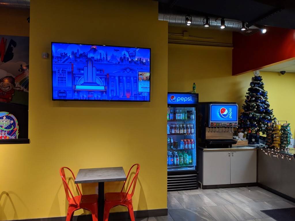 Chubbys Cheesesteaks Bayshore | restaurant | 430 W Silver Spring Dr, Glendale, WI 53217, USA | 4149629999 OR +1 414-962-9999