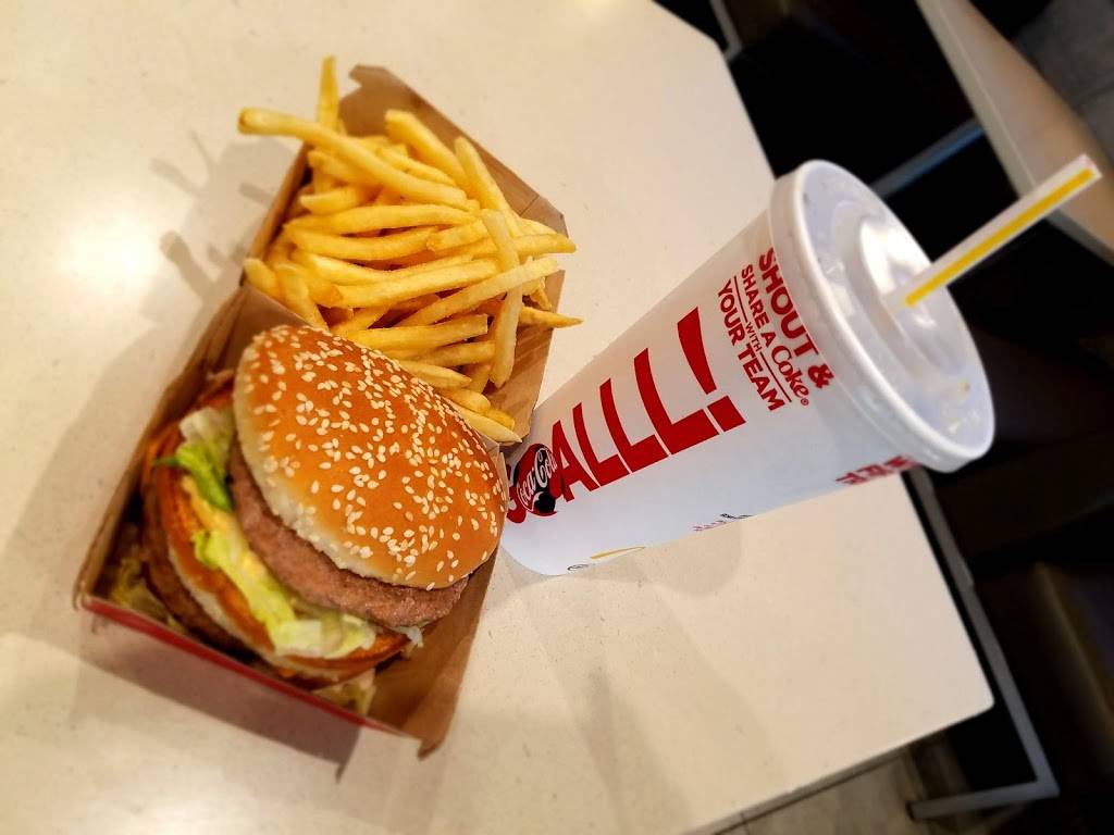 McDonalds | cafe | 10400 Belle Creek Blvd, Commerce City, CO 80640, USA | 3032893207 OR +1 303-289-3207