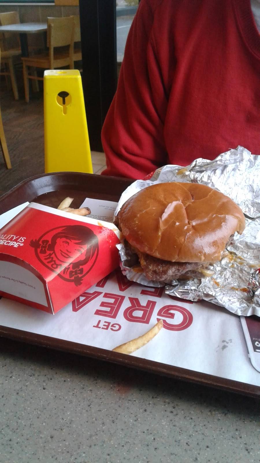 Wendys | restaurant | 150 E Louise St, Clarkesville, GA 30523, USA | 7067540090 OR +1 706-754-0090