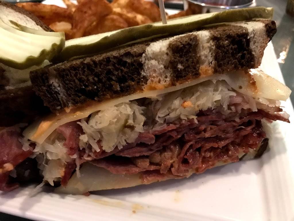 Brazos | restaurant | 211 Clay Ave, Waco, TX 76706, USA | 2547547000 OR +1 254-754-7000