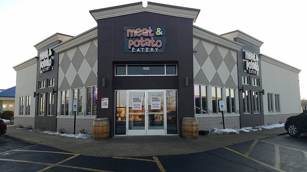 Meat & Potato Eatery-Carpentersville | restaurant | 2258 Randall Rd, Carpentersville, IL 60110, USA | 8478440544 OR +1 847-844-0544
