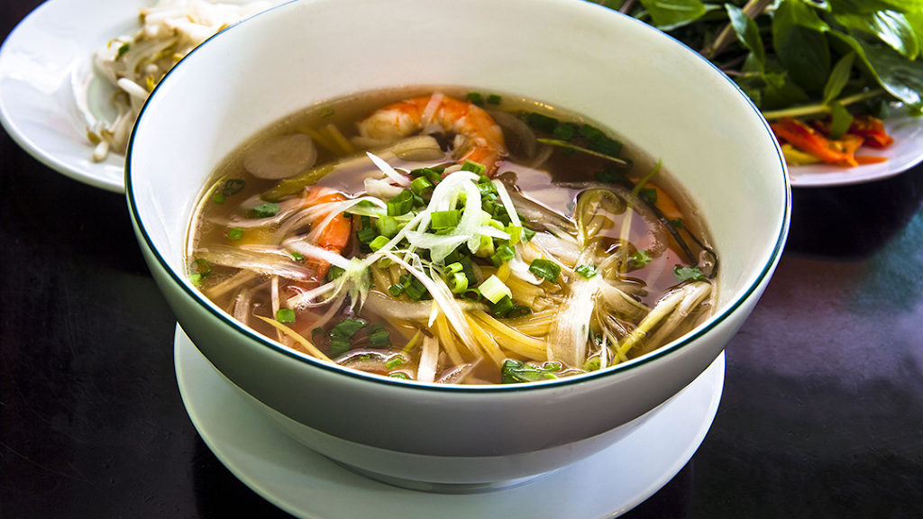 Pho Good | restaurant | 10952 W 74th Terrace, Shawnee, KS 66203, USA | 9132689000 OR +1 913-268-9000
