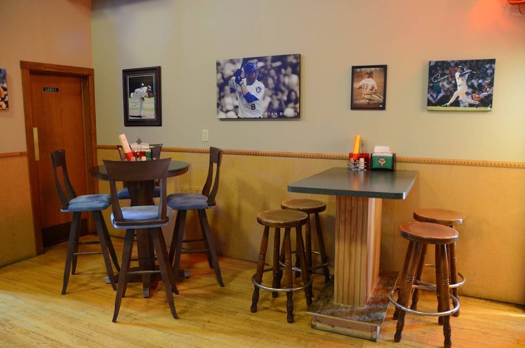 Club 400 | restaurant | 322 Williams St, Waukesha, WI 53186, USA | 2628963540 OR +1 262-896-3540